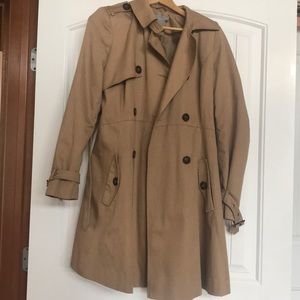 Maternity trench coat size 6